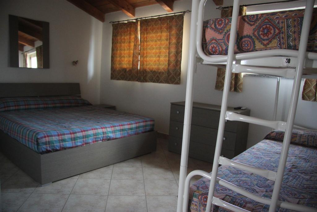 Panta House Apartment San Giovanni Suergiu Ngoại thất bức ảnh